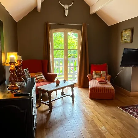 Bed & Breakfast La Barbizonaise - 4*