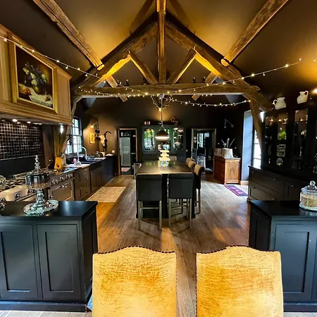 Bed & Breakfast La Barbizonaise - 4*